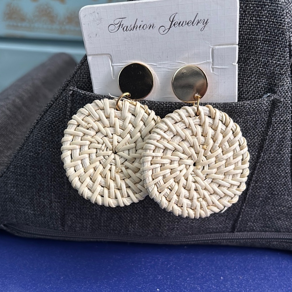 Fashion Jewelry Woven Cream Earrings